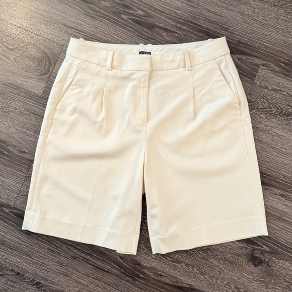 J. Crew Cream Trouser Short New - Picture 1 of 6